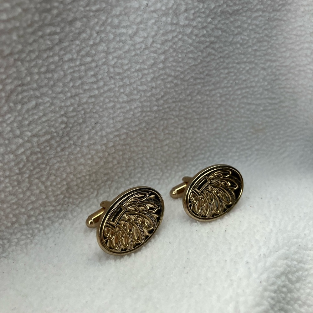 Vintage Gold-Tone Oval Filigree Men’s Cuff Links - Picture 4 of 13